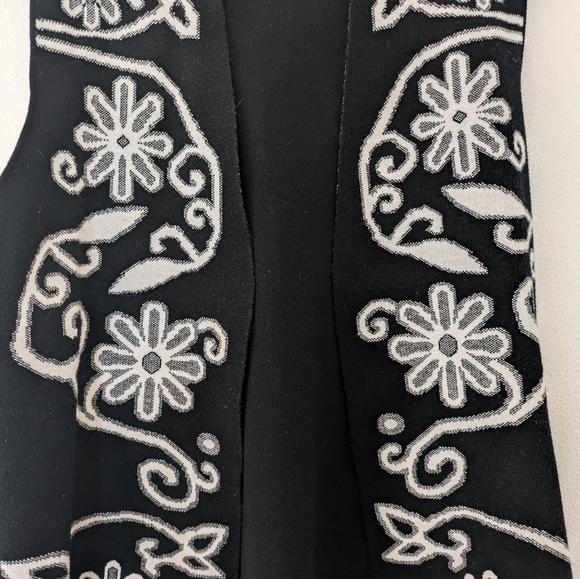 Lauren Michelle Black/White Floral Vest Cardigan sz L Minimalist Officewear - Picture 7 of 8